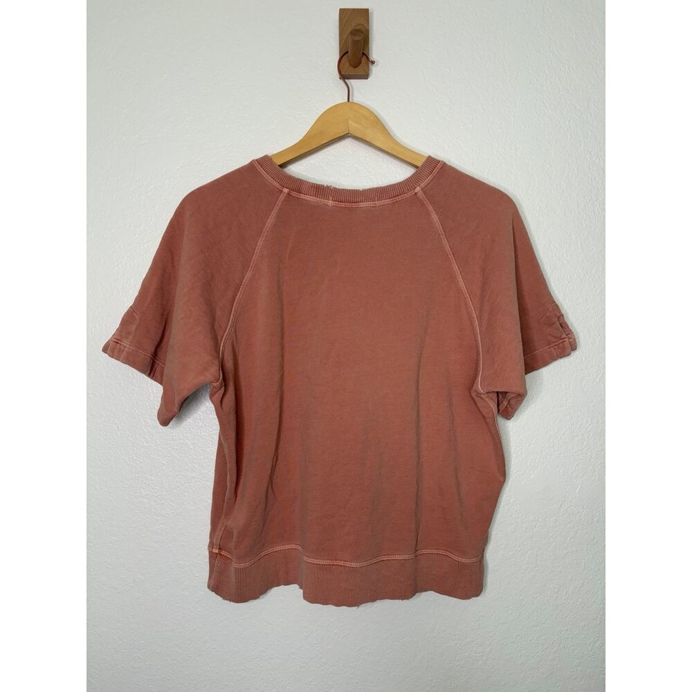 AMO Short Sleeve Crewneck Sweatshirt Washed Terracotta Pink Size Medium Casual - Picture 3 of 4